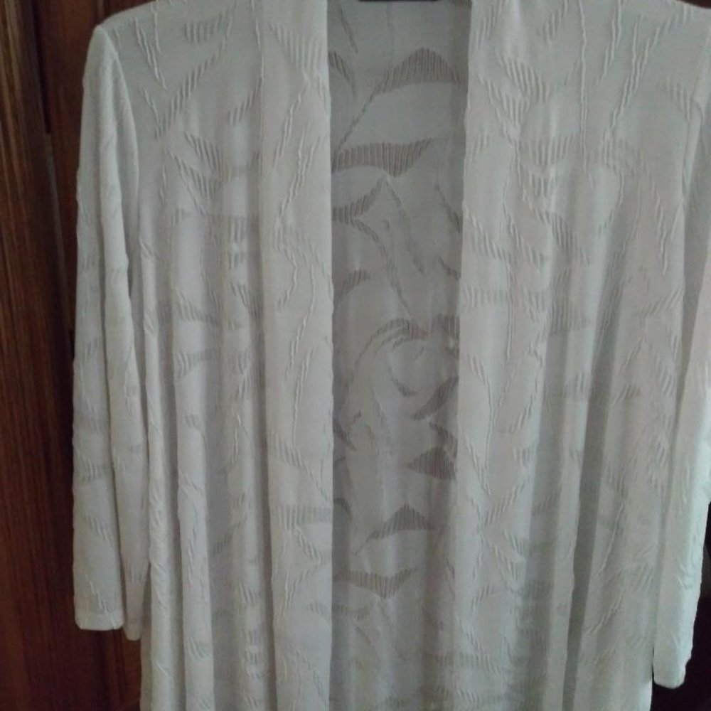 Ivory light cardigan Size XL